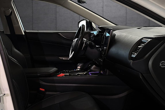 Lexus NX450h 14 of 19