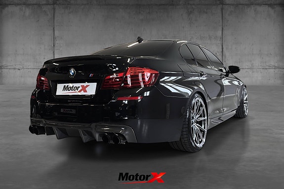 BMW M5 4 of 30