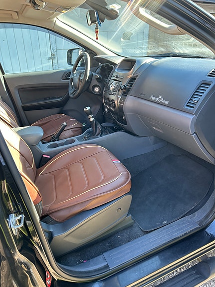 Ford Ranger 10 of 12