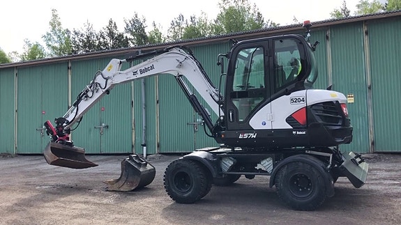 Bobcat E57W 4 of 6