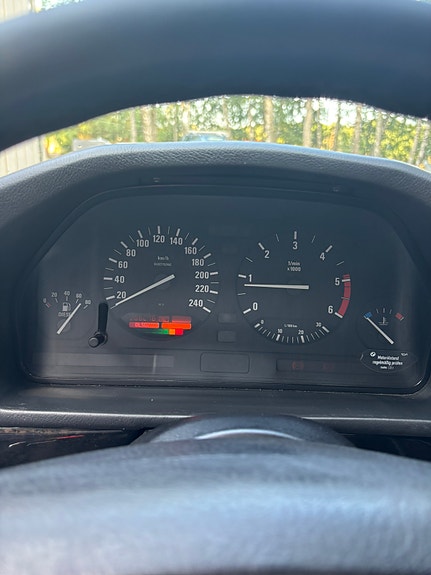 BMW 525tds 6 of 30