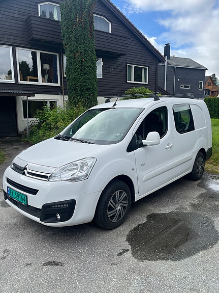 Citroen Berlingo Electrique 2 of 10