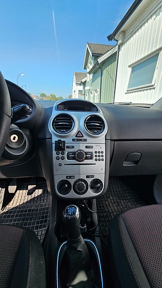 Opel Corsa 11 of 18