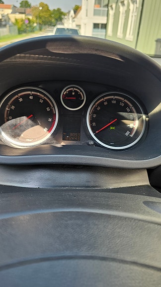 Opel Corsa 9 of 18