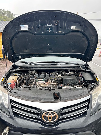 Toyota Avensis 3 of 23