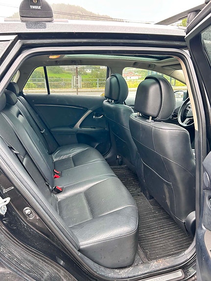 Toyota Avensis 20 of 23