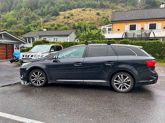 Toyota Avensis 5 of 23