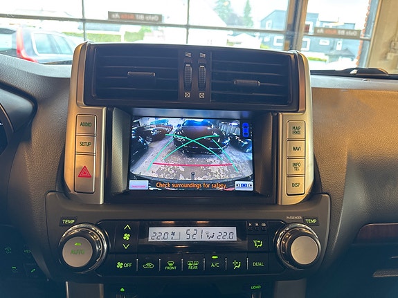 Toyota Land Cruiser 17 of 20