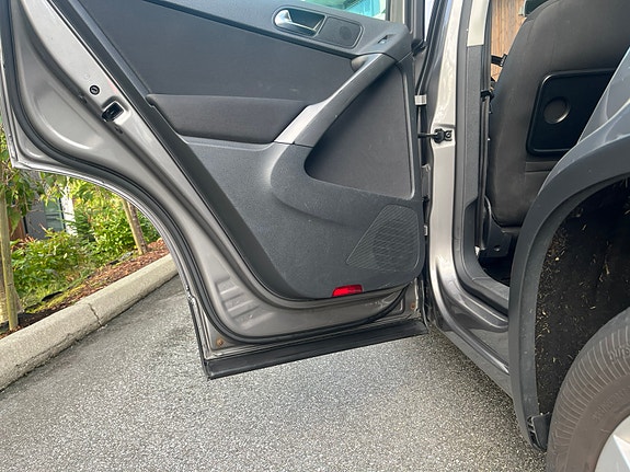 Volkswagen Tiguan 14 of 22