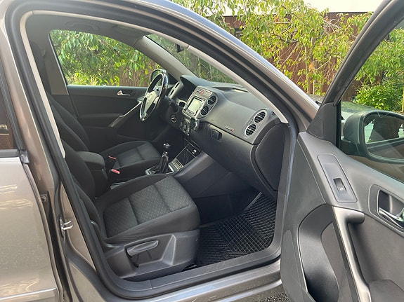 Volkswagen Tiguan 9 of 22