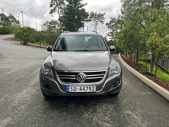 Volkswagen Tiguan 5 of 22
