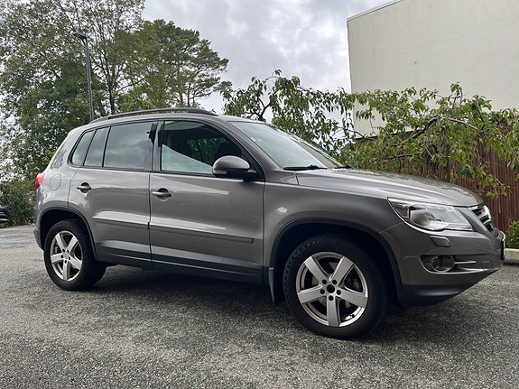 Volkswagen Tiguan 4 of 22