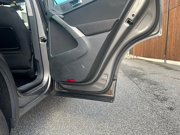 Volkswagen Tiguan 13 of 22