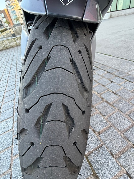 Triumph Tiger Sport 660, nytt dekk sett, garanti 2027 15 of 26