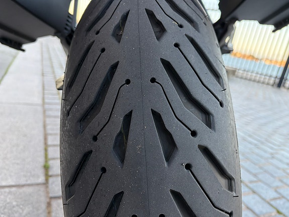 Triumph Tiger Sport 660, nytt dekk sett, garanti 2027 14 of 26