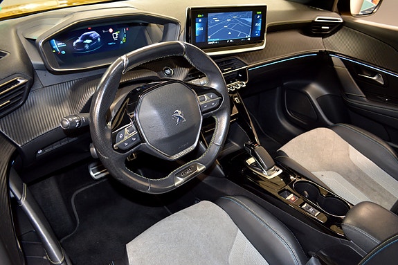 Peugeot 208 14 of 30
