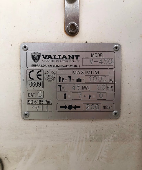 Valiant V-450 RIB 14 of 14