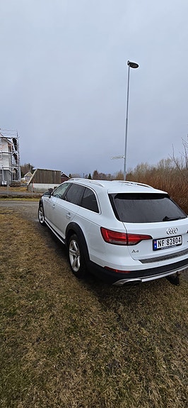 Audi A4 allroad 3 of 8