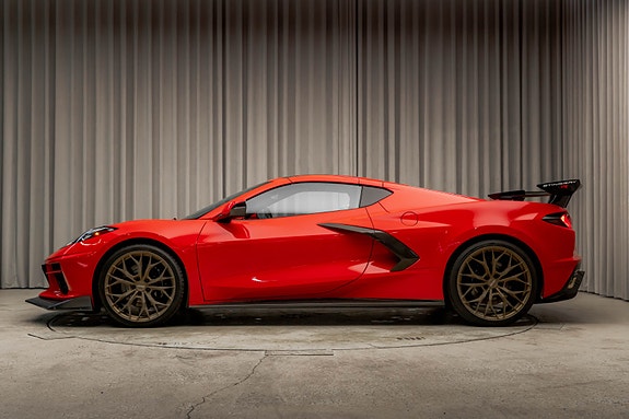 Chevrolet Corvette 13 of 30