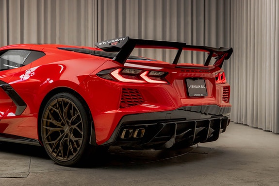 Chevrolet Corvette 15 of 30