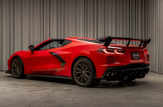 Chevrolet Corvette 29 of 30