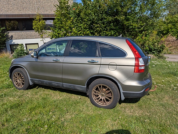 Honda CR-V 8 of 30