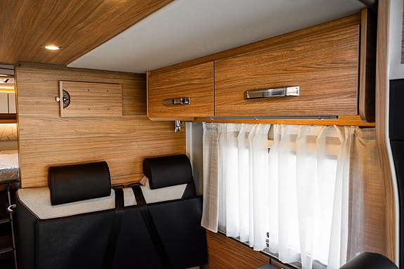 Weinsberg CaraCompact Suite 640 MB 27 of 30