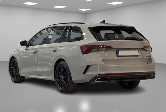 Skoda Octavia RS 3 of 7