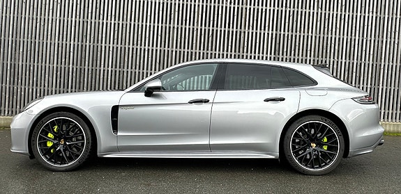 Porsche Panamera 4 4 of 18