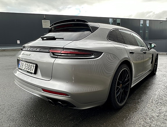 Porsche Panamera 4 7 of 18