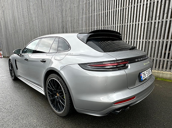 Porsche Panamera 4 5 of 18