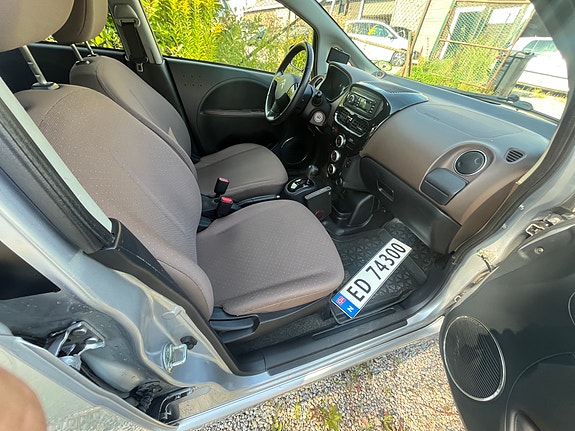 Citroen C-Zero 15 of 23