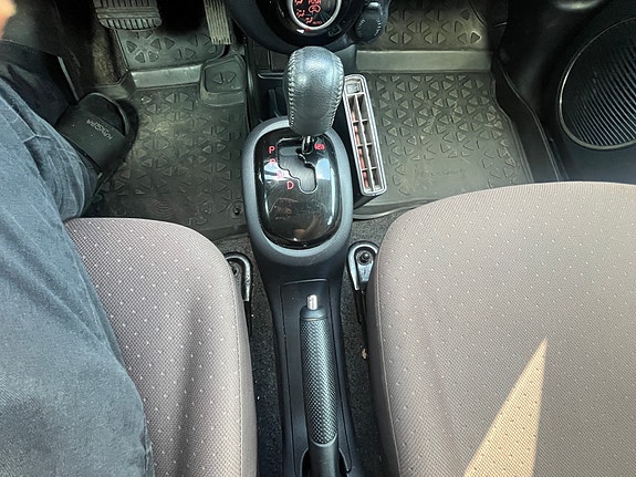 Citroen C-Zero 19 of 23