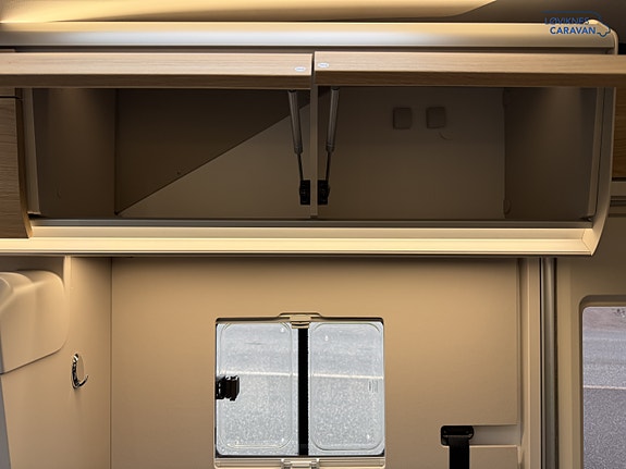 Adria CORAL 670 DL Plus 16 of 30