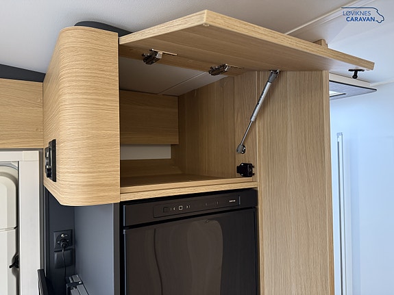 Adria CORAL 670 DL Plus 30 of 30