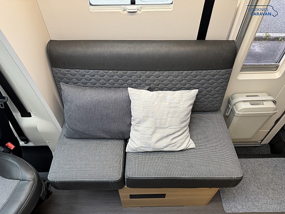 Adria CORAL 670 DL Plus 14 of 30