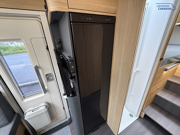 Adria CORAL 670 DL Plus 27 of 30