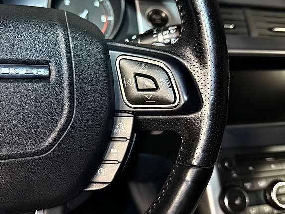 Land Rover Range Rover Evoque 20 of 30