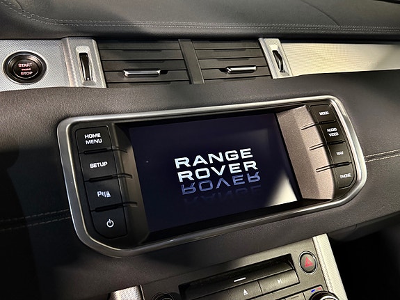 Land Rover Range Rover Evoque 30 of 30