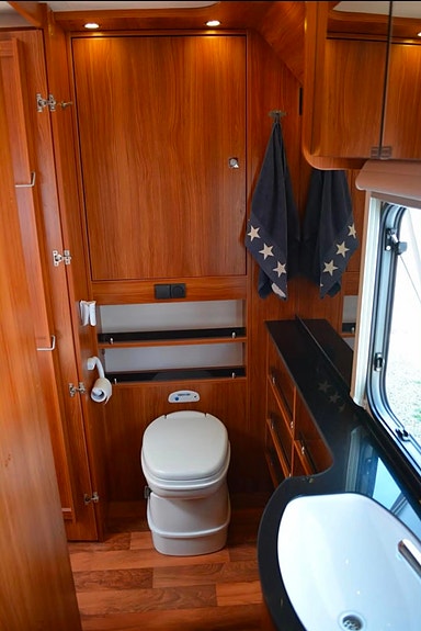 Dethleffs 560 Sb Nomad 16 of 25