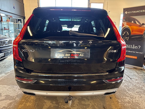 Volvo XC90 7 of 30