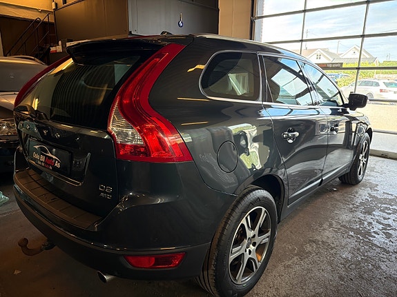 Volvo XC60 4 of 14