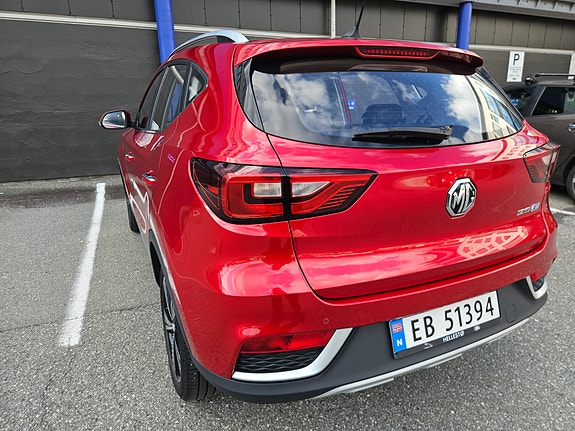 MG ZS EV 9 of 30
