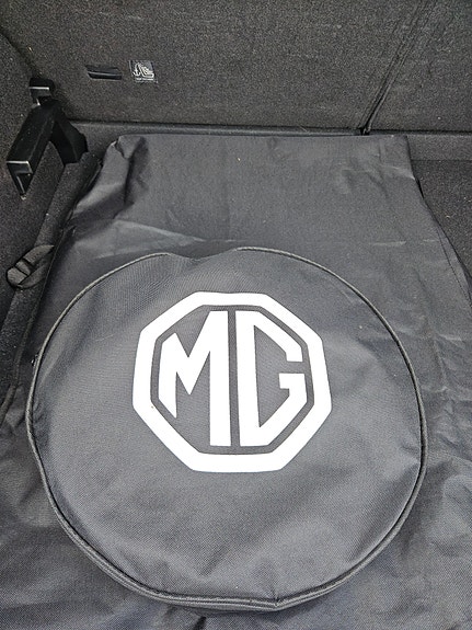 MG ZS EV 28 of 30