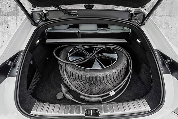 Polestar 4 16 of 26