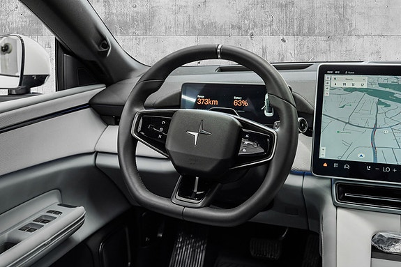 Polestar 4 15 of 26