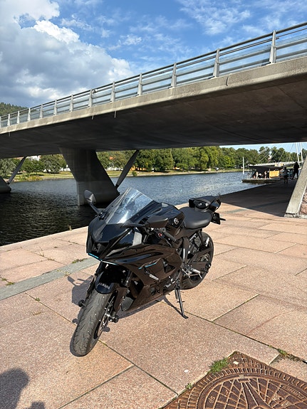 Yamaha R7/QUICKSHIFTER/USB UTTAK ++ 3 of 12