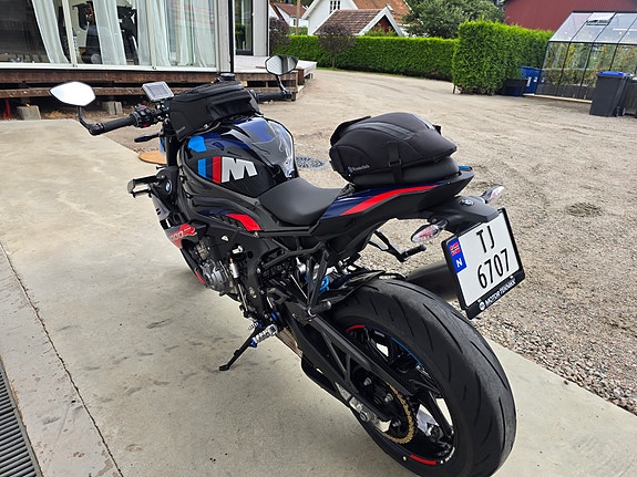 BMW M 1000 R 4 of 30