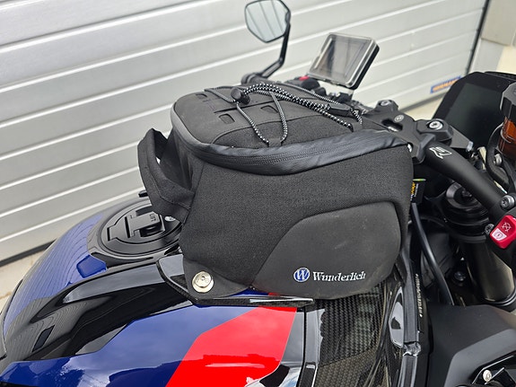 BMW M 1000 R 2 of 30