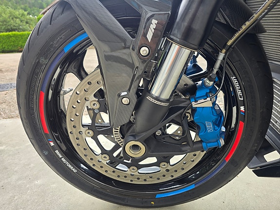 BMW M 1000 R 8 of 30